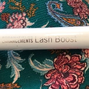 Rodan + Fields Lashboost